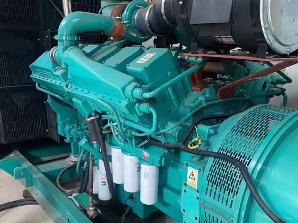 平凉更换100kW柴油发电机组机油时，需要注意哪些事项？