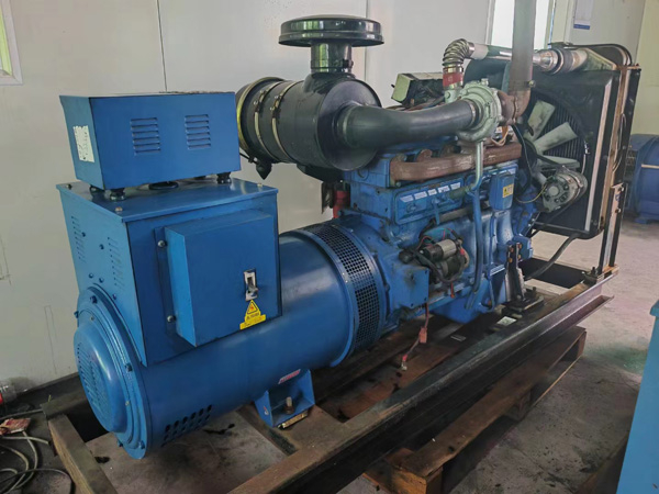 平凉100kW柴油发电机组使用多级机油有哪些优缺点？