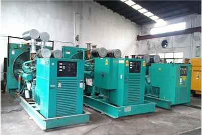 平凉如何判断汽油发电机组电瓶的使用寿命？