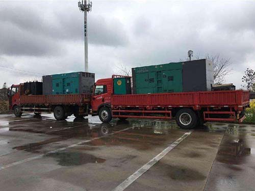 平凉涂抹密封胶后，需要等待多长时间才能安装水冷式机油散热器密封件？